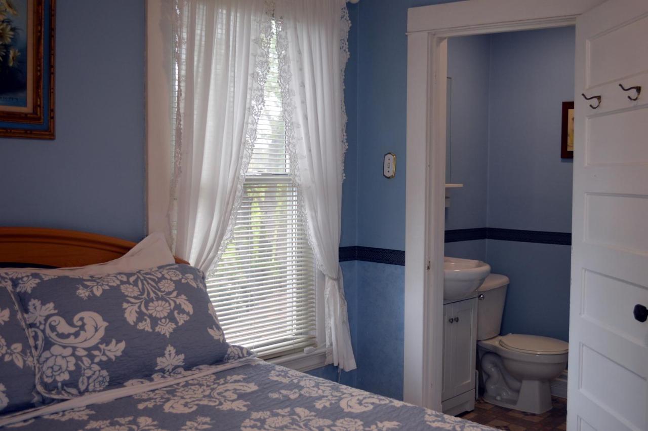 Strathaird Bed And Breakfast Niagara Bagian luar foto