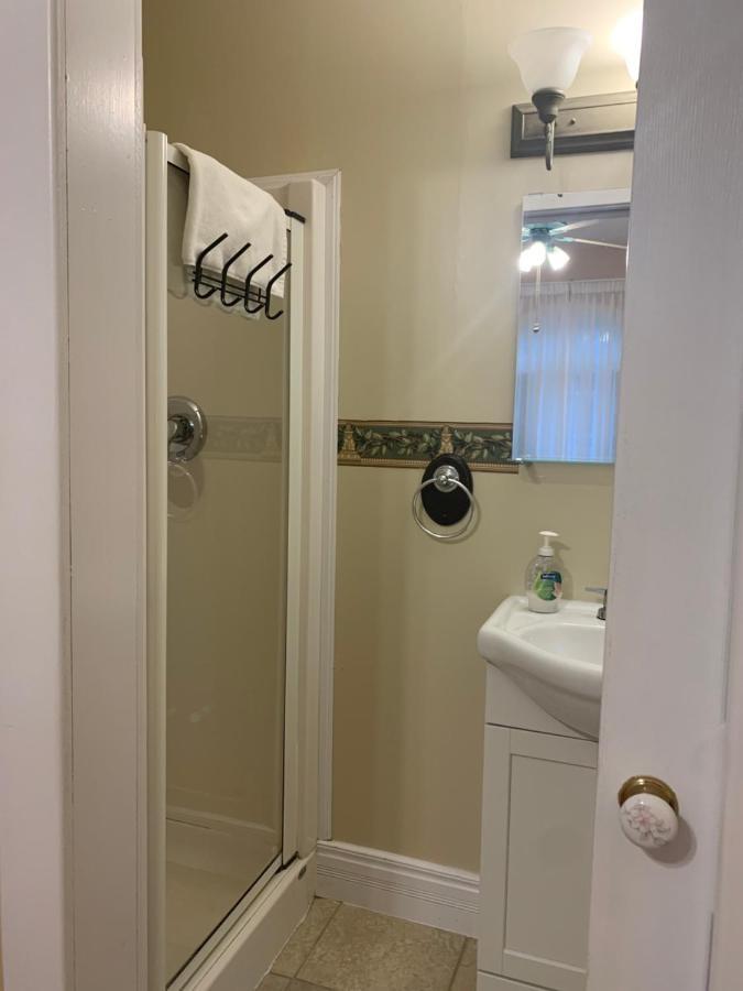 Strathaird Bed And Breakfast Niagara Bagian luar foto