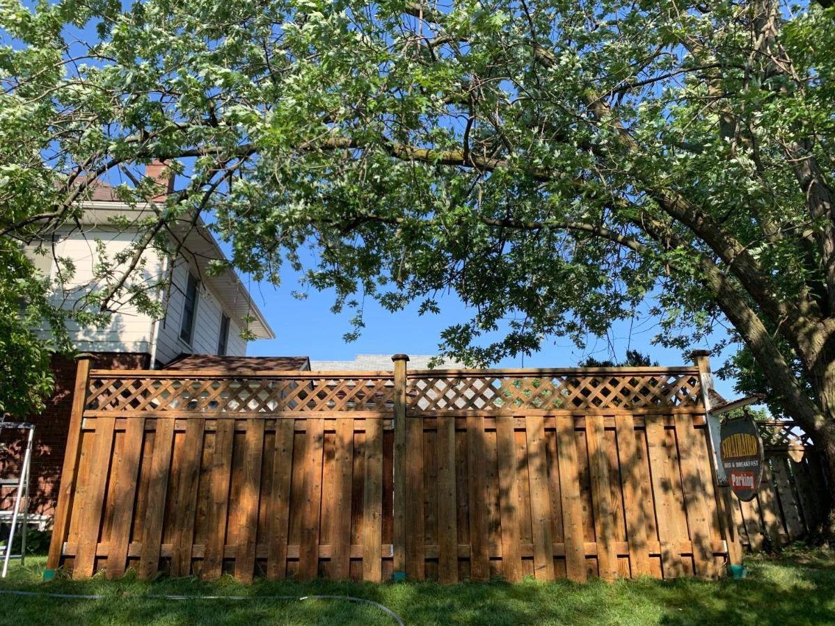 Strathaird Bed And Breakfast Niagara Bagian luar foto
