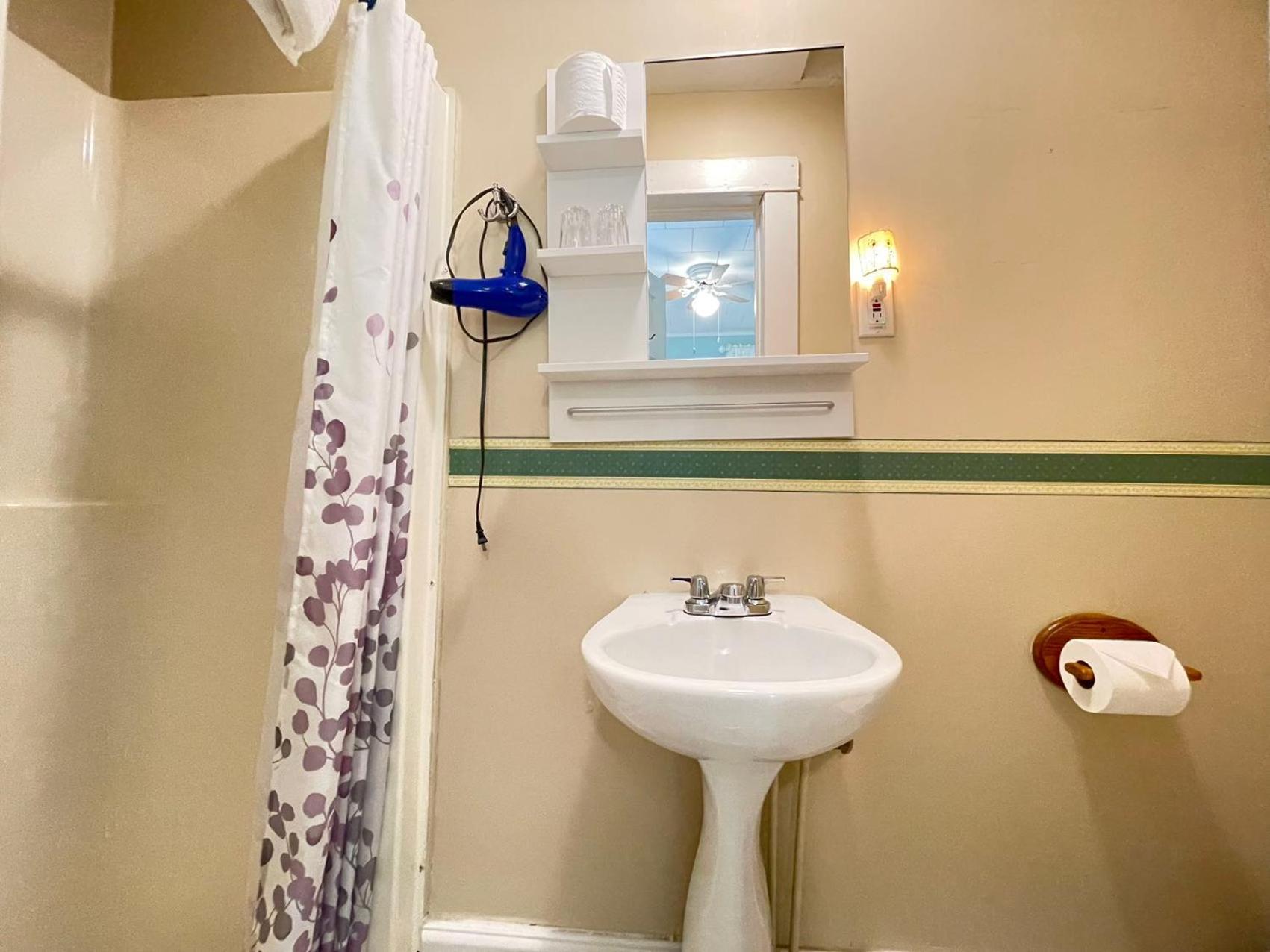 Strathaird Bed And Breakfast Niagara Bagian luar foto